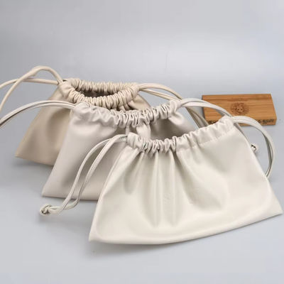 カスタマイズされた色 豪華 レディ PU レザー ドラストリング コスメティック ポケット カスタマイズされたロゴ