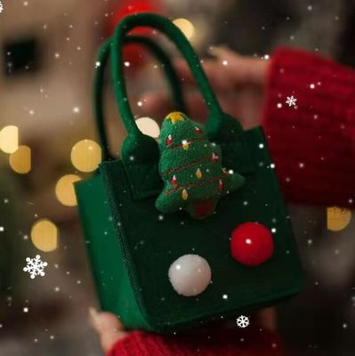 赤色鮮やかなフェルトバッグ カスタムロゴ インスタスタイルのクリスマスプレゼントバッグ