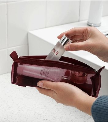 便利な旅行用 化粧品 バッグ 女性用 美容用品 最新のファッションデザイン