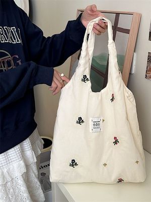 大学生の肩バッグ 可愛い花紋デザインの大きな容量 トートバッグ