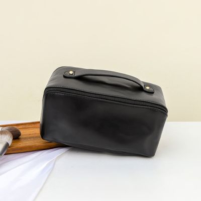 最新 の 流行 の 化粧品 収納 袋 化粧品 を 綺麗 に 整理 し て ください