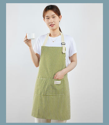 レストランバーのためのウェイトスタッフの制服