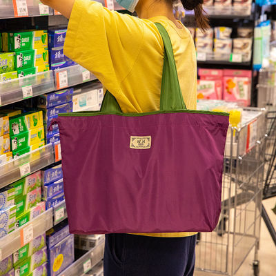 2024 カスタム ロゴ 折りたたむナイロン カジュアル トートバッグ ポリエステル 食料品 ショッピング バッグ